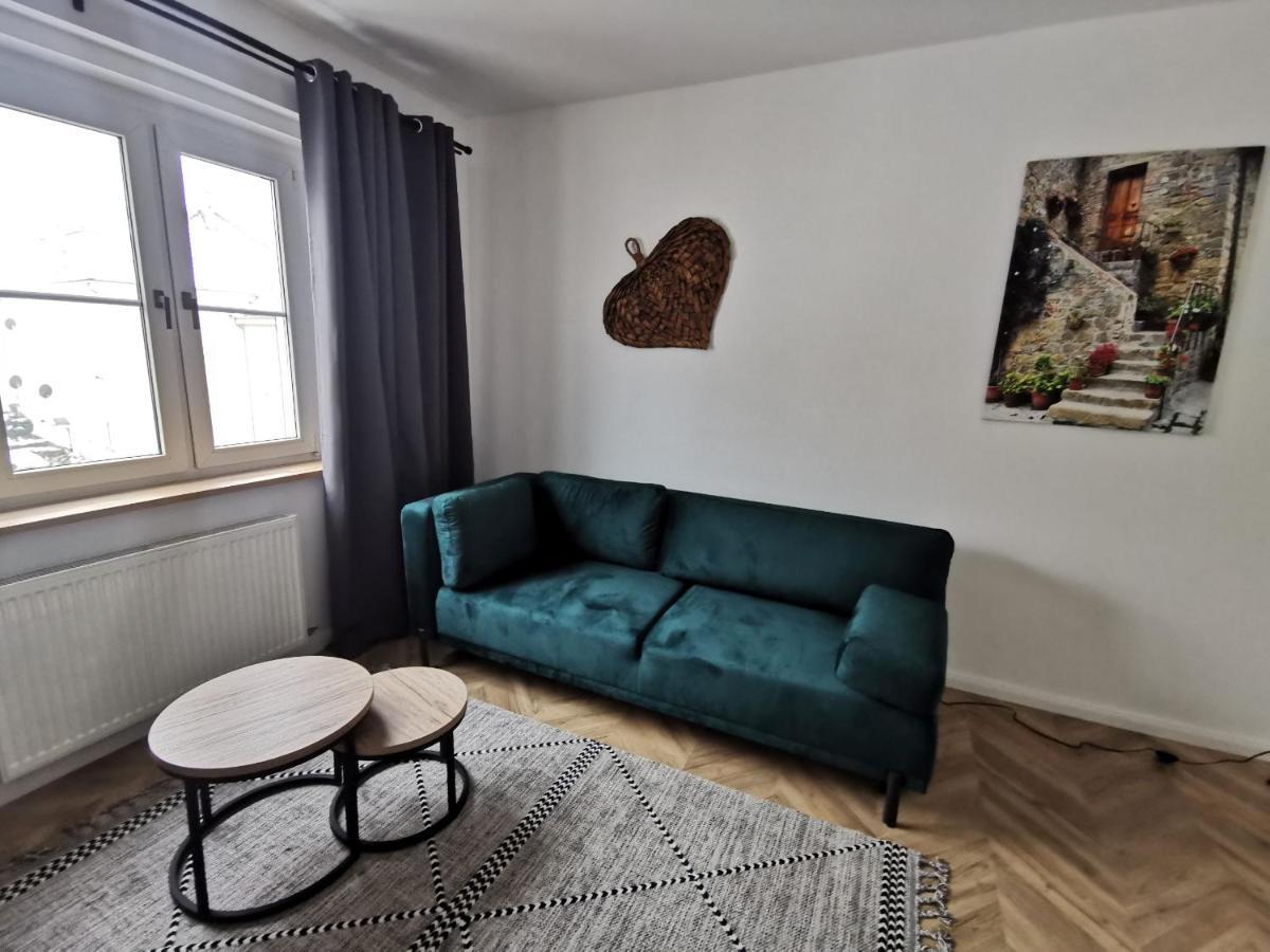 Apartament Black&White Jelenia Góra Exterior foto