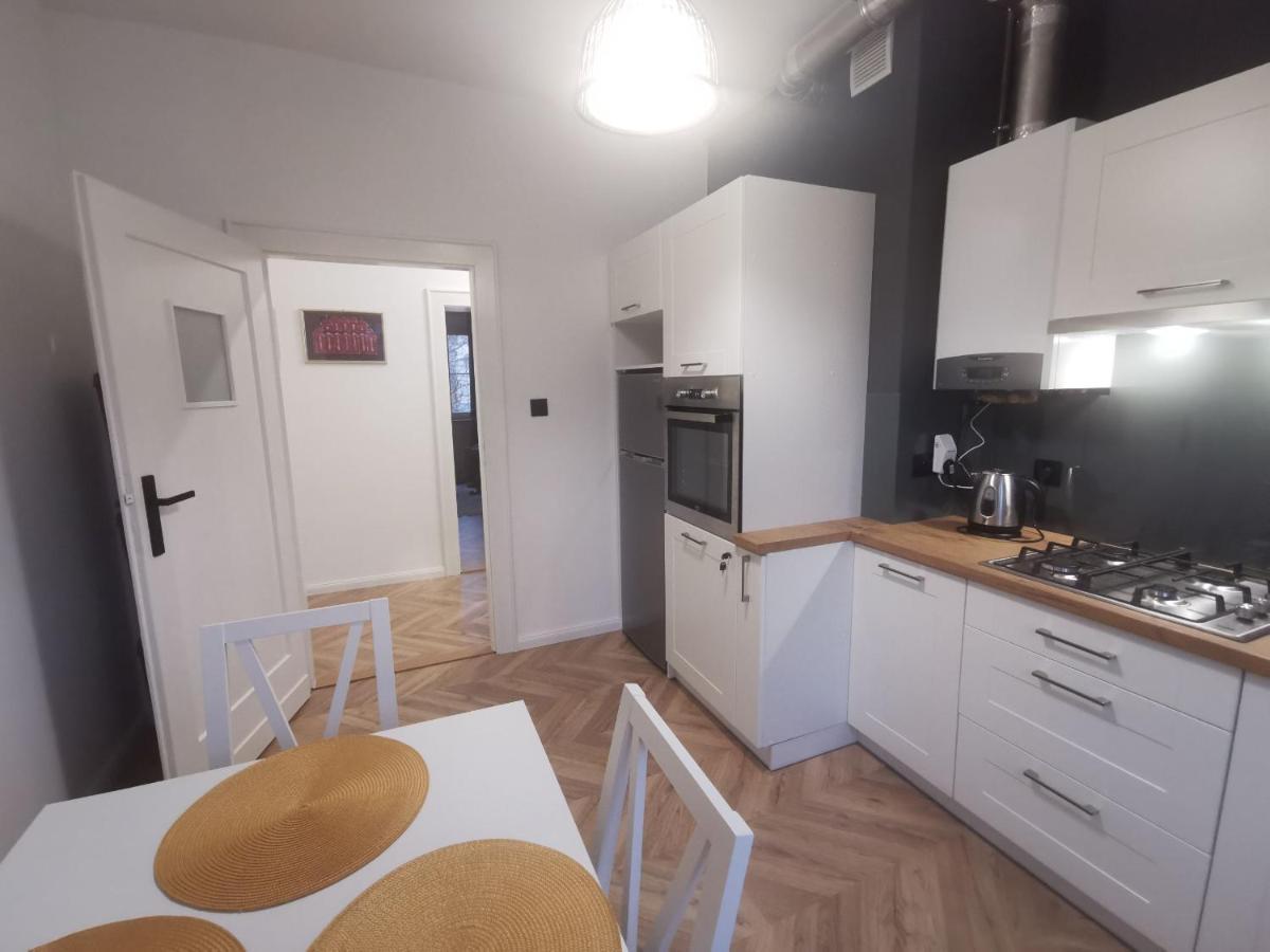 Apartament Black&White Jelenia Góra Exterior foto