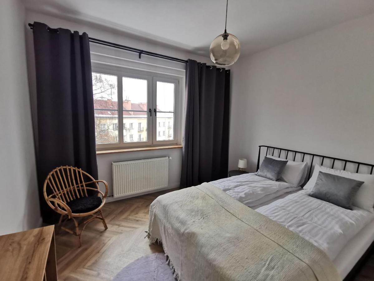 Apartament Black&White Jelenia Góra Exterior foto